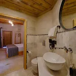 Concept Cave House Hotel