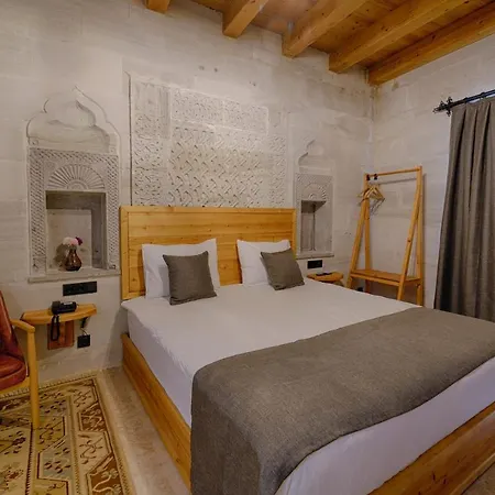 Concept Cave Hotel *