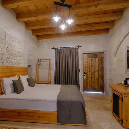 Concept Cave House