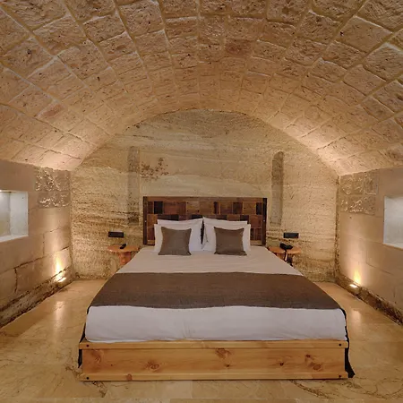 מלון Concept Cave House גורמה