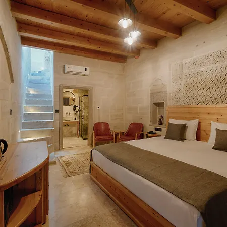 מלון Concept Cave House *