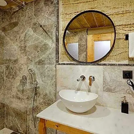 Concept Cave House