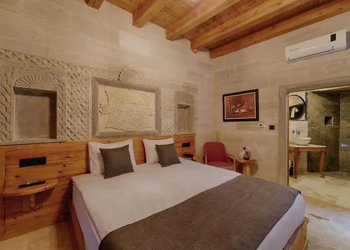 Concept Cave House Hotel *