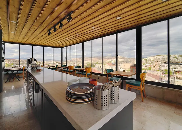 Concept Cave House Hotel *